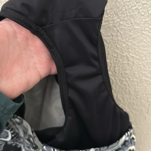 Women’s Lands End Swim Skirt, Size 2, Black/White/Gray - Picture 6 of 6